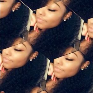 Meet your Posher, Renesha